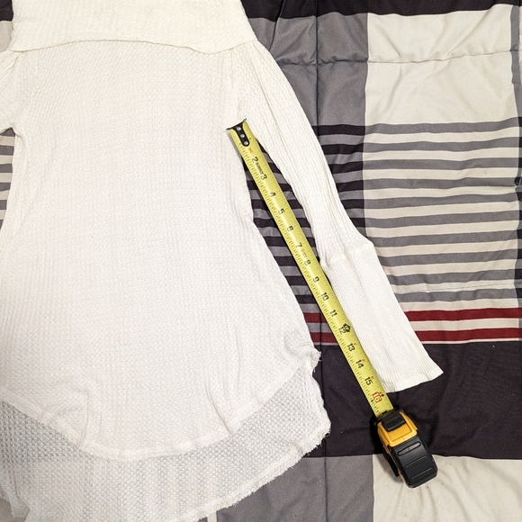 Cream Off-The-Shoulder Sweater - Picture 5 of 5